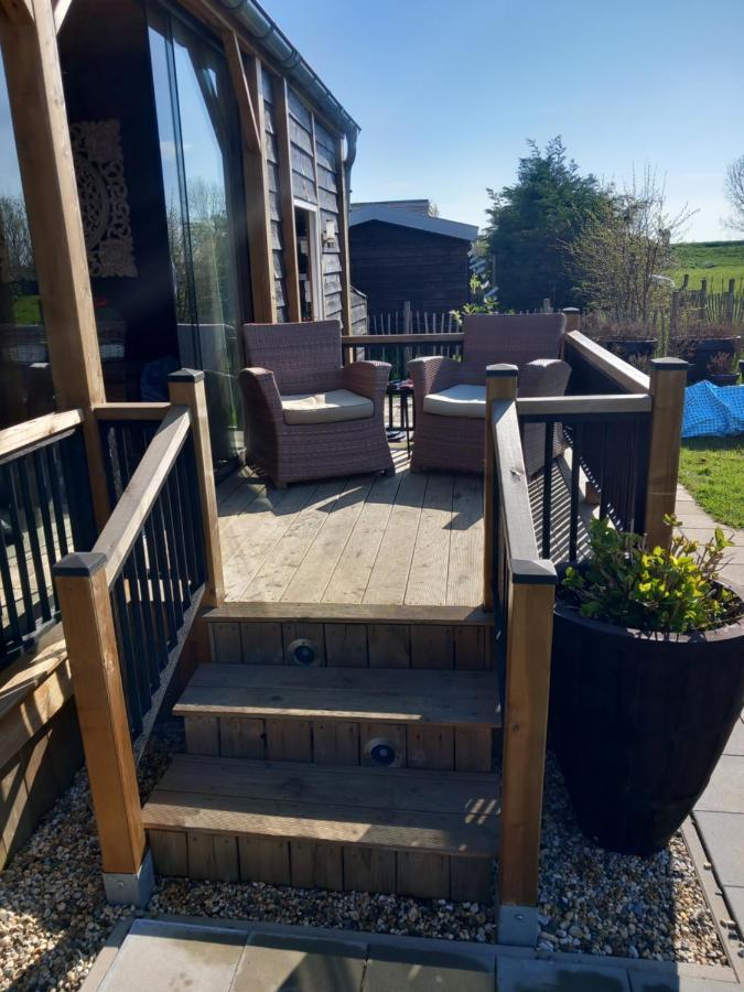Glamping Aan De Thoolse Kust Hotel Poortvliet Exterior photo