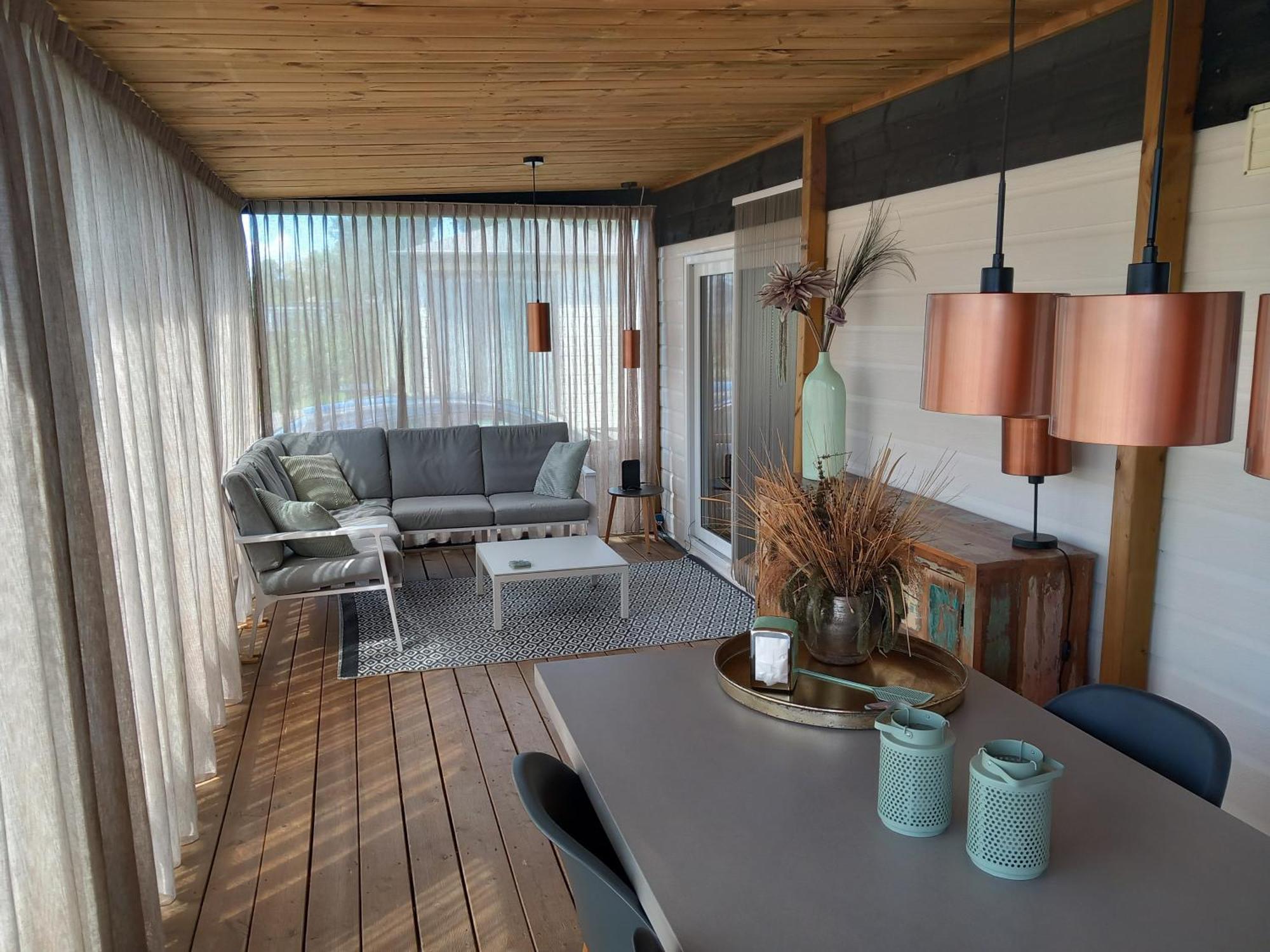 Glamping Aan De Thoolse Kust Hotel Poortvliet Exterior photo